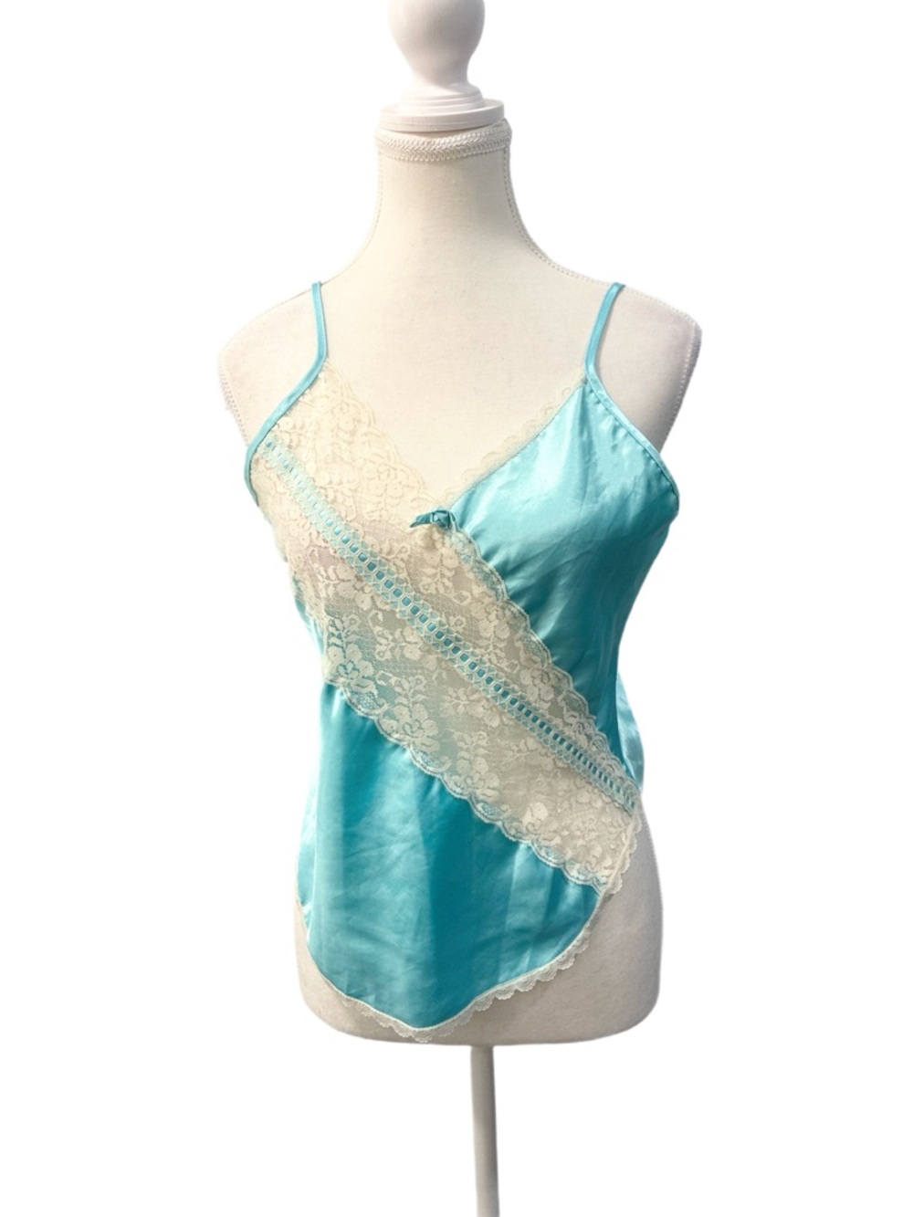 Intimate Encounters Vintage Aqua & White Lace Trim Camisole Size M